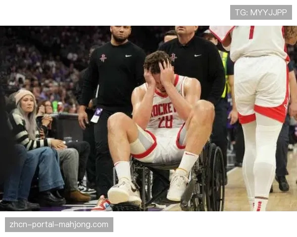 官方：尼斯后卫托迪博因膝伤赛季报销